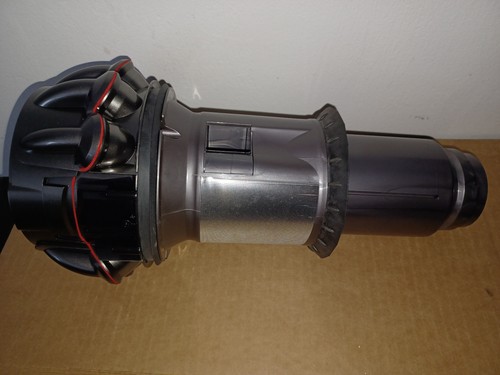 Genuine dyson v11 cyclone - dyson, only