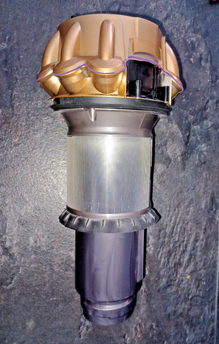 Genuine dyson v11 cyclone - dyson, only